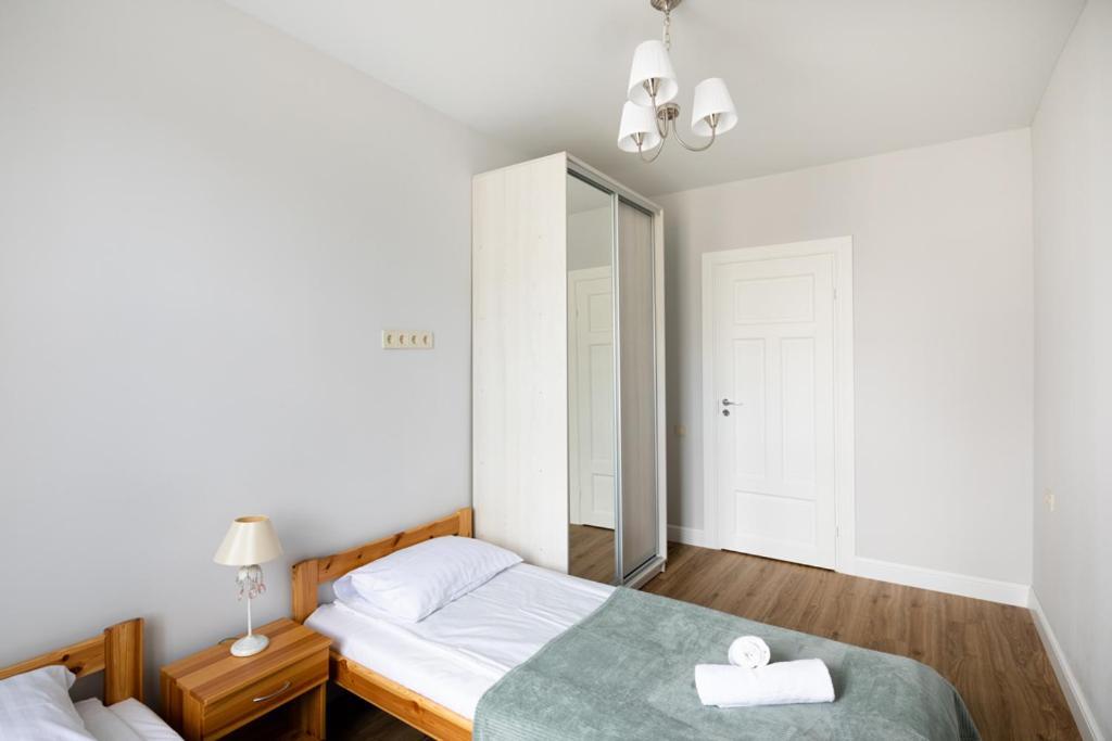 Cozy 2 Bedroom Apartment In Riga Centre Luaran gambar