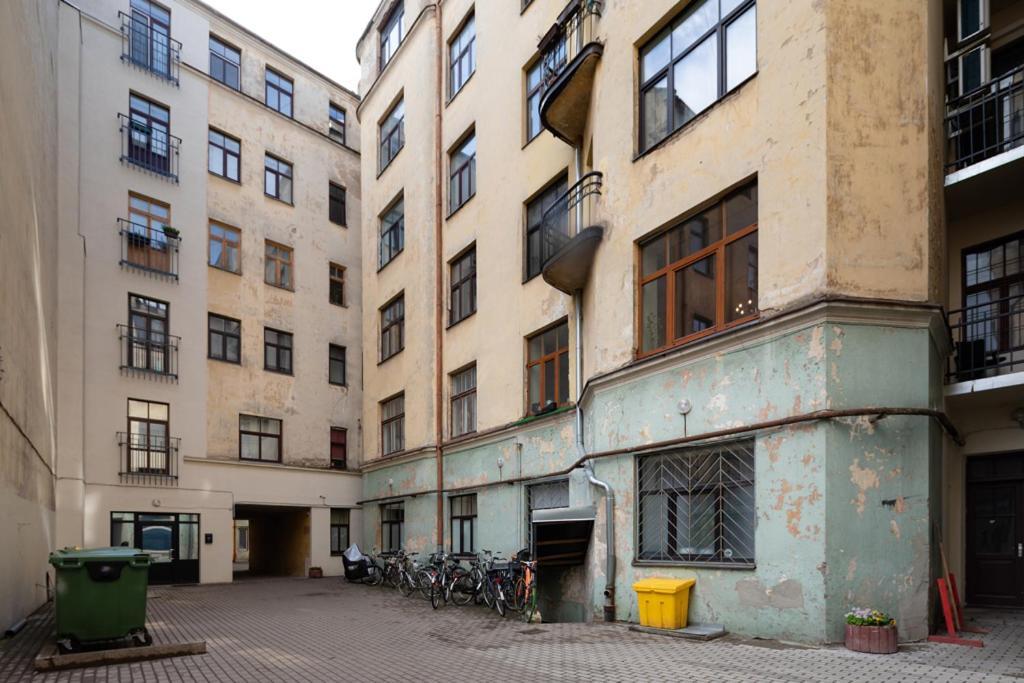 Cozy 2 Bedroom Apartment In Riga Centre Luaran gambar