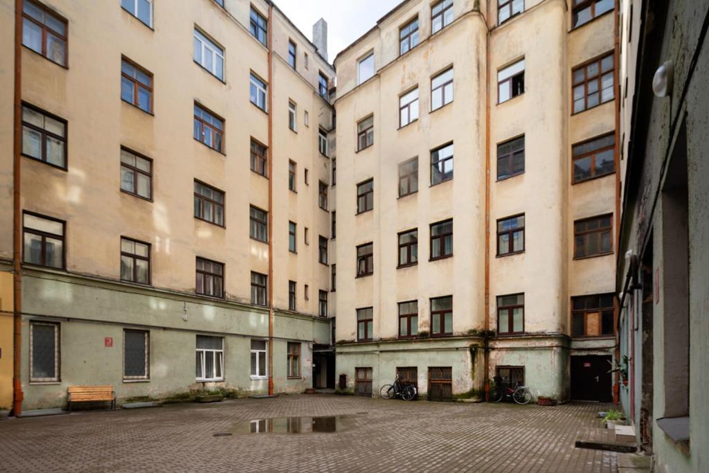 Cozy 2 Bedroom Apartment In Riga Centre Luaran gambar